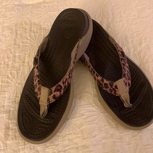 Crocs Sandals- Leopard- sz.  6